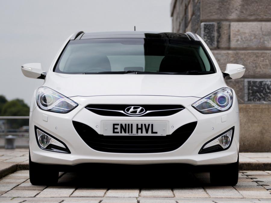  Hyundai i40 Station Wagon CRDi 2011 года  (UK) (фото 118 из 146)